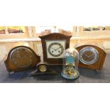 Four oak and mahogany cased clocks, mantle clocks together with an anniversary clock