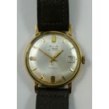 Avia, a 9ct gold automatic date gentleman's wristwatch, Edinburgh 1967, silvered dial with gilt