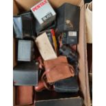 A quantity of vintage cameras, to include Kodak and Brownie, a Pentax 50mm lens and a Makino 35 -