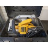 A De Walt 230V circular saw, model D23650, case.