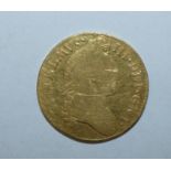 A 1698 gold guinea, weight 8g