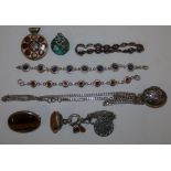 Various silver jewellery to include a tiger's eye brooch