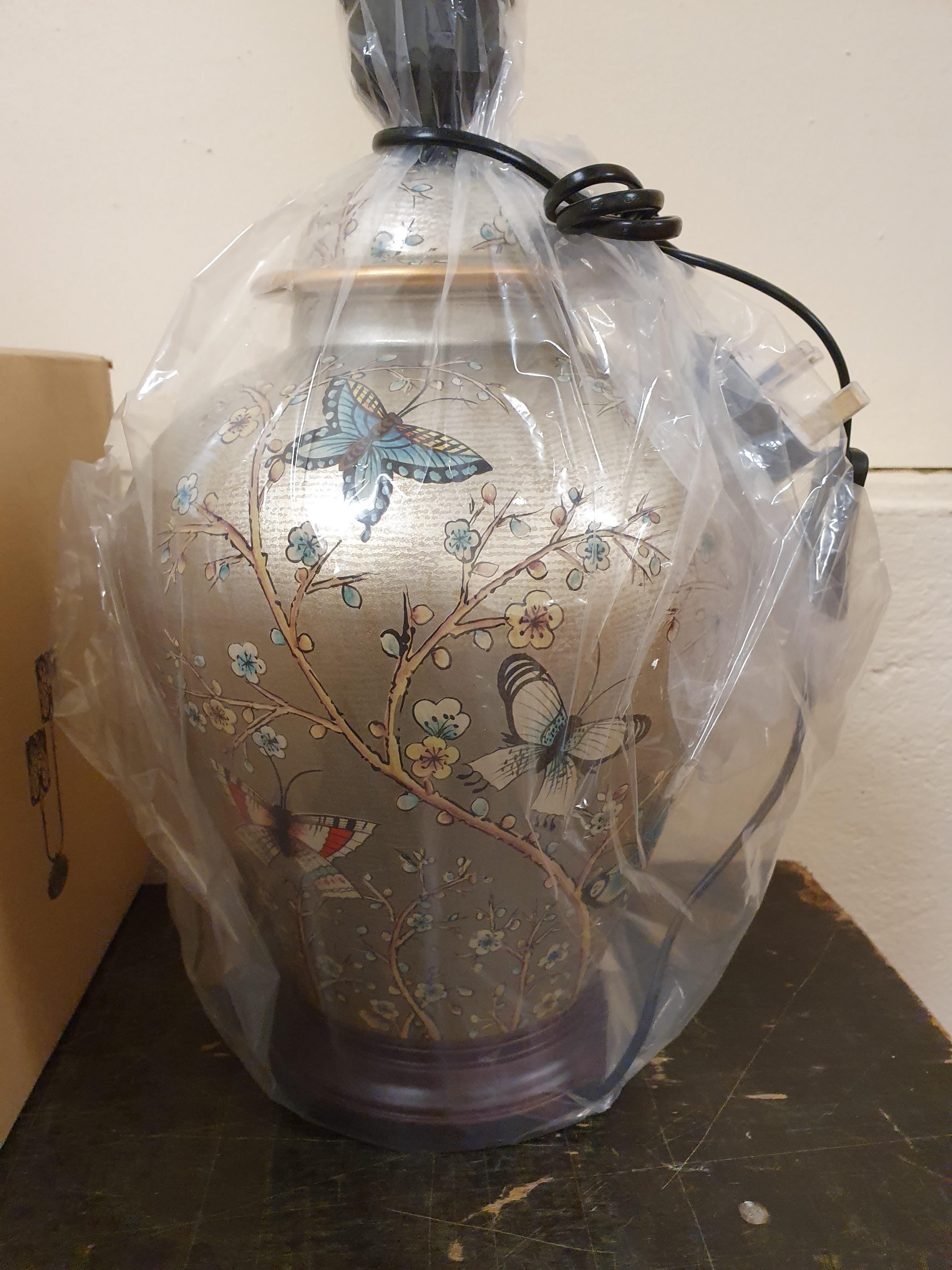 A bird table lamp with shade, by Museum Collection and two other similar lamps, unused and boxed, - Image 3 of 5