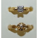 Two 18ct gold diamond set dress rings, 5.5g