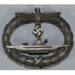 A German WWII Kriegsmarine U-Boat Submarine War badge, the reverse stamped Munchen 9, the pin