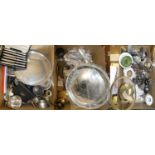 A quantity of electroplate, to include teapots, trays, cream jug and various other items (3).