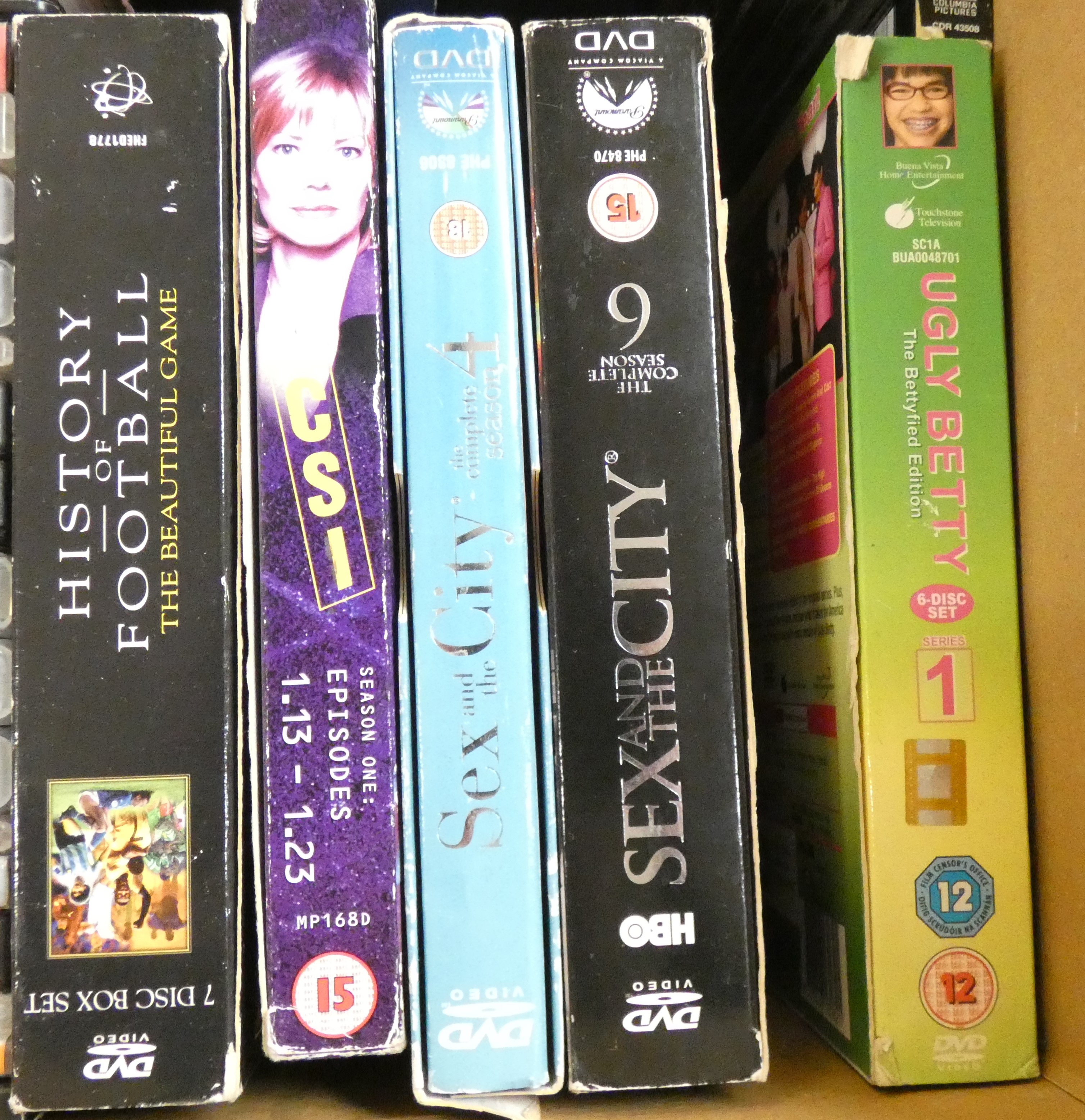A collection of box set DVD's and other DVD's (2) - Image 5 of 8