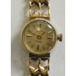 A 9ct gold ladies Acurist wristwatch, weight without movement 14 grams