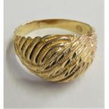 A 9ct gold dress ring, 3.8gms, size R