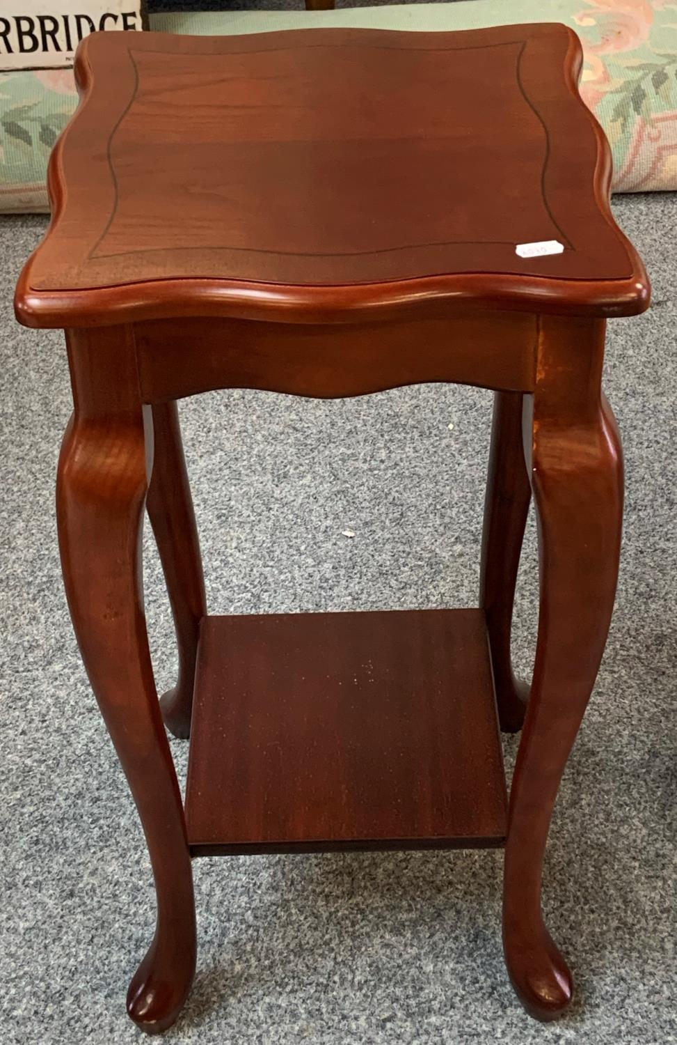 2 circular mahogany occasional tables with another two similar (4). - Image 2 of 5