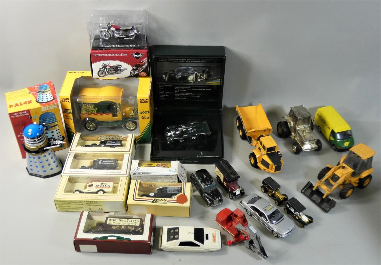 An assortment of boxed die-cast models, to include Gearbox Toys, Editions Atlas and Days Gone,