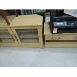 Two golden oak effect laminate entertainment units