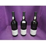 Three bottles of Taylor's 2000 vintage Port, bottled in 2002, 75cl, 20.5% vol