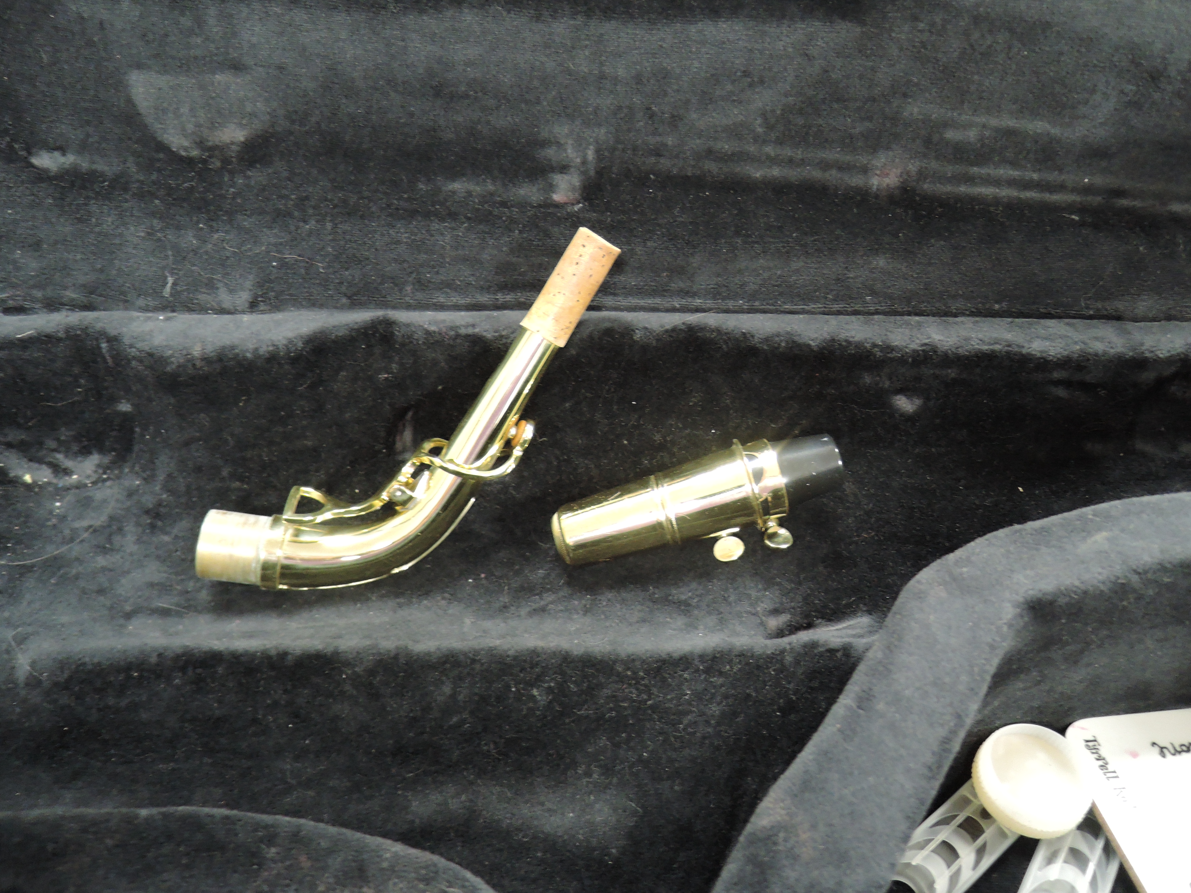 An Arnold and Sons alto saxophone, model ASA-110Y - Image 4 of 4