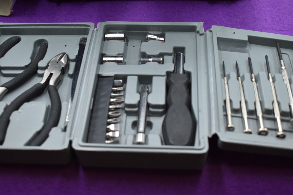 A case of jewellery making tools and equipment - Image 2 of 2