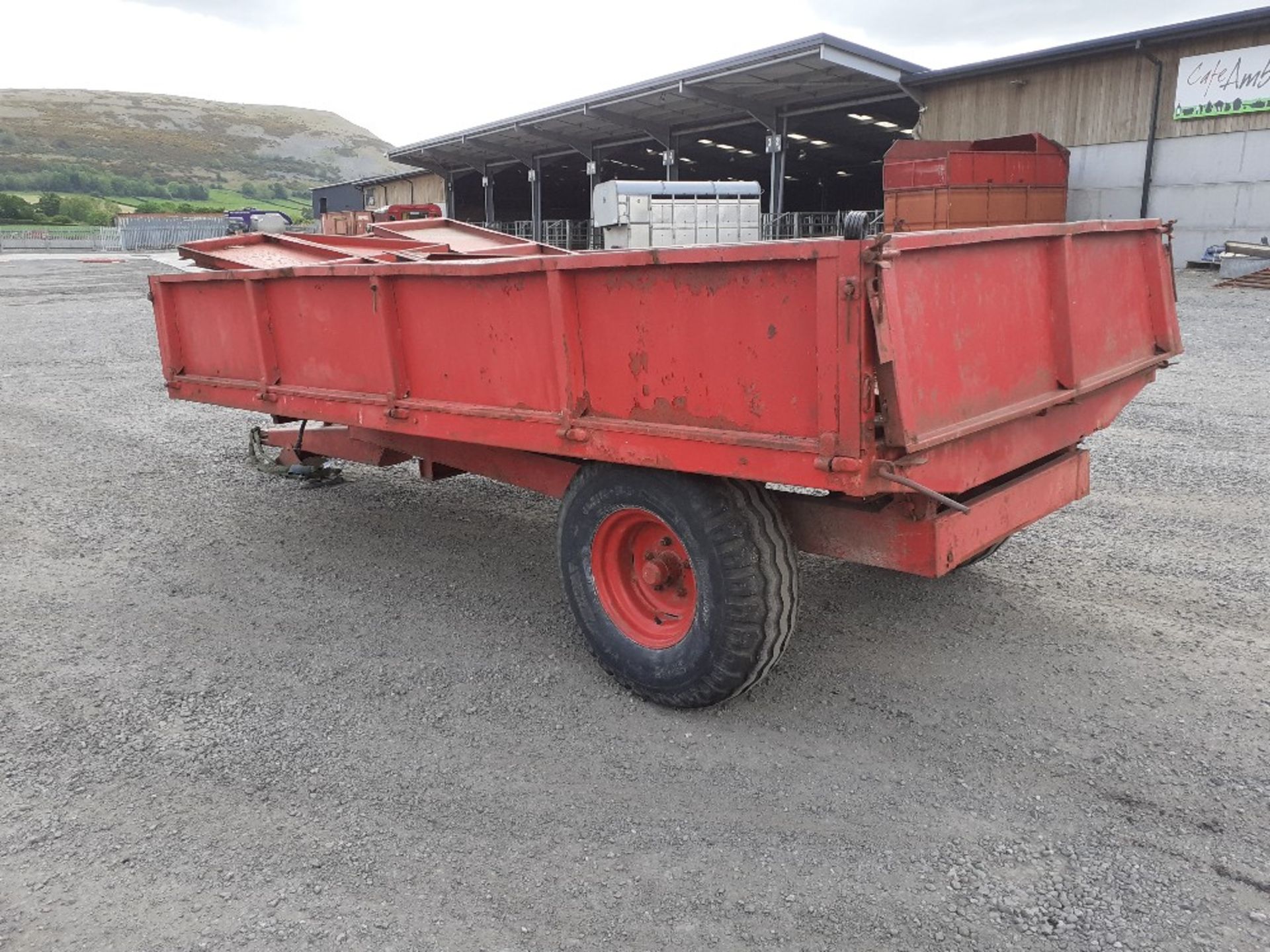 3TON TIPPING TRAILER COMPLETE WITH GRAIN - Image 4 of 4