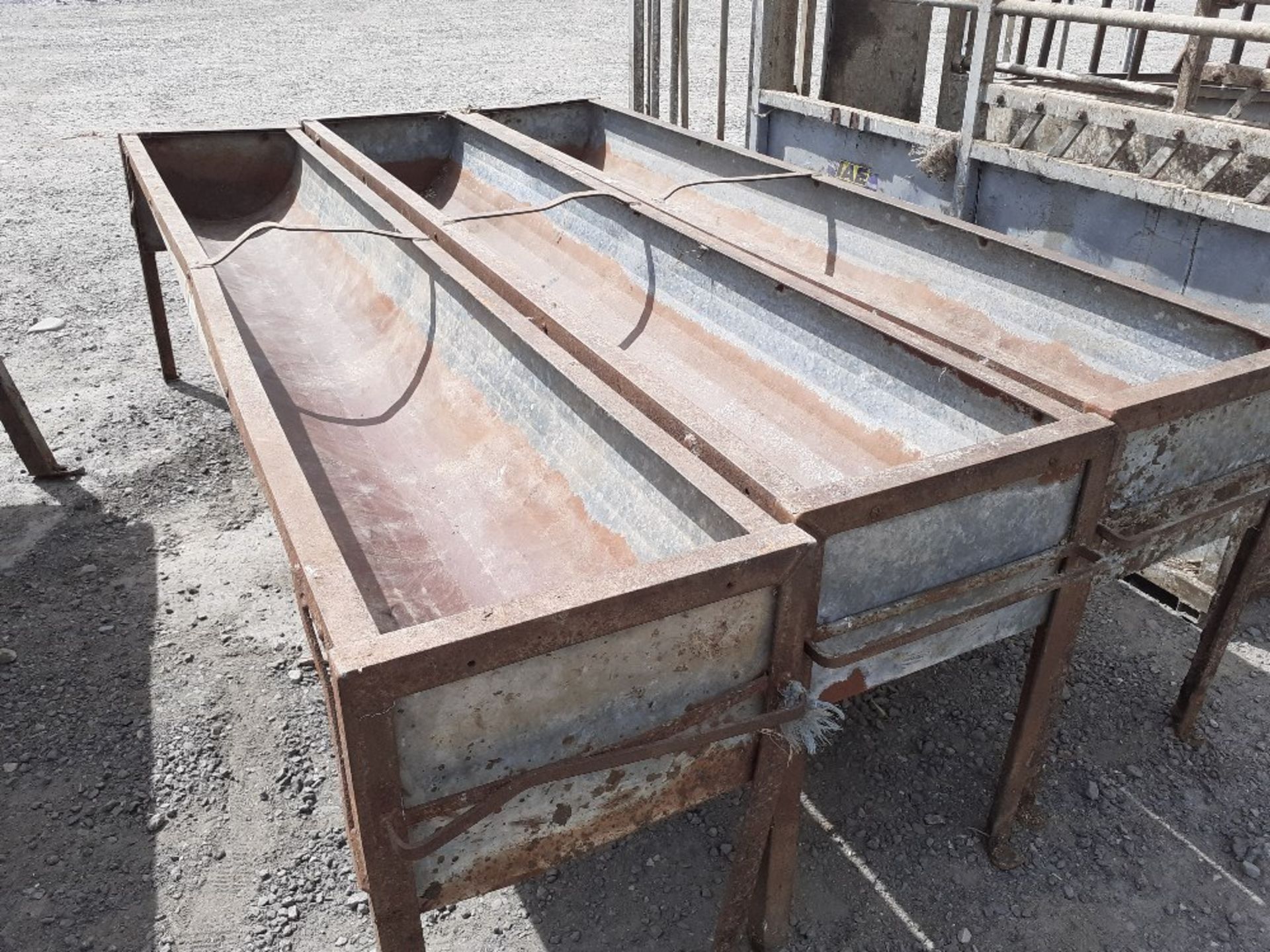 3 STANDING SINGLE CATTLE FEED TROUGHS - Image 2 of 2