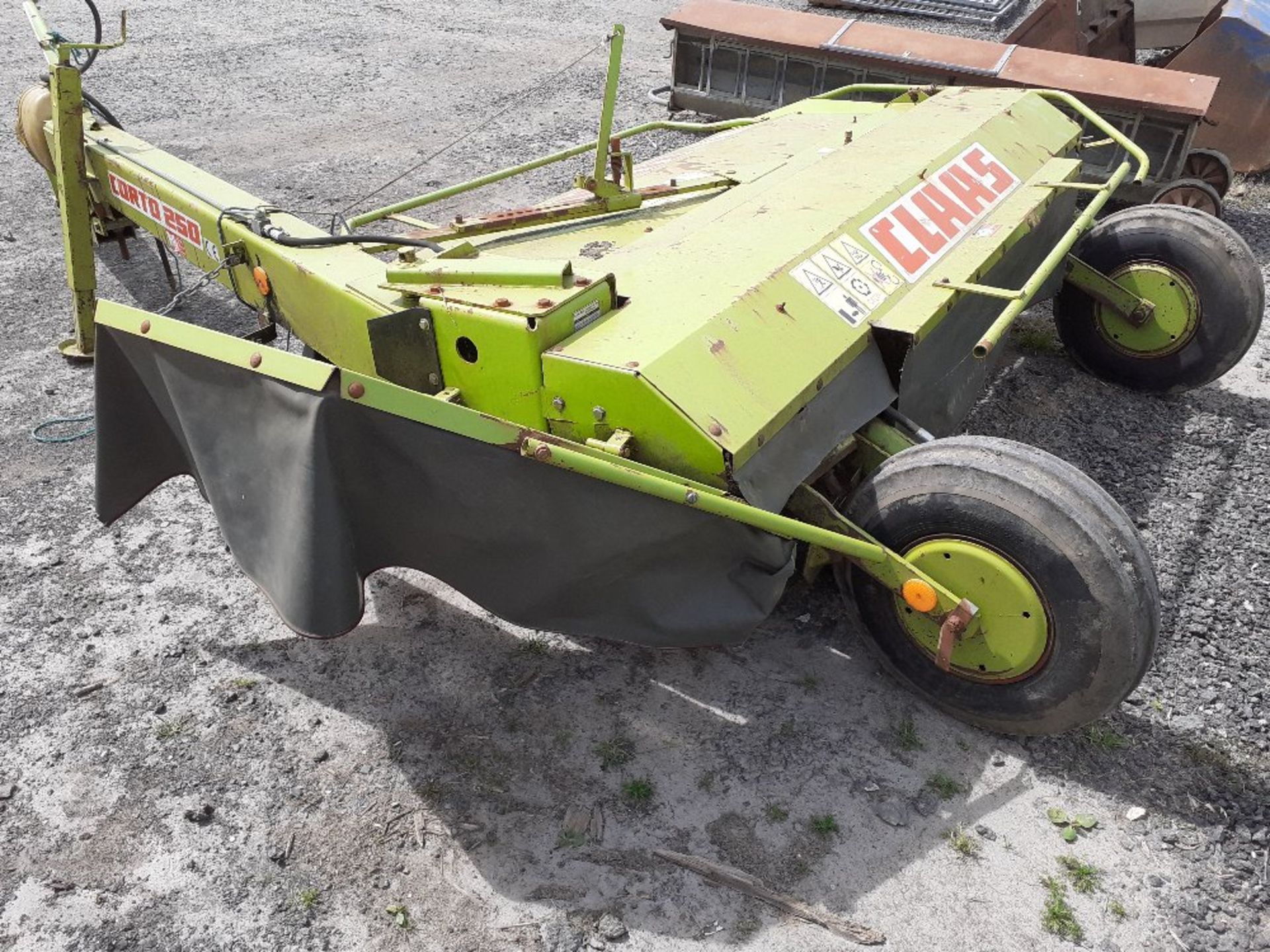 CLAAS CORTO 250 TRAILED DISC MOWER 1995 - Image 3 of 4