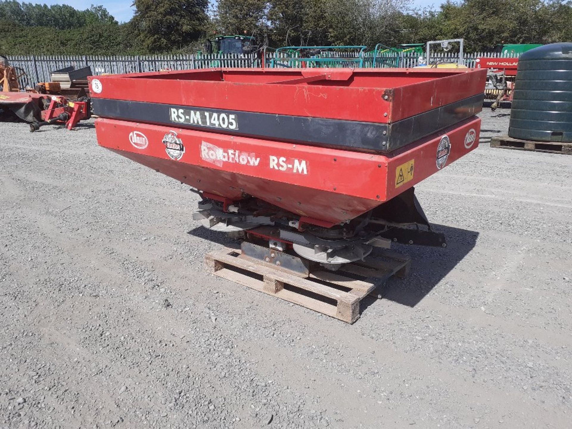 VICON RSM 1405 FERTILISER SPREADER