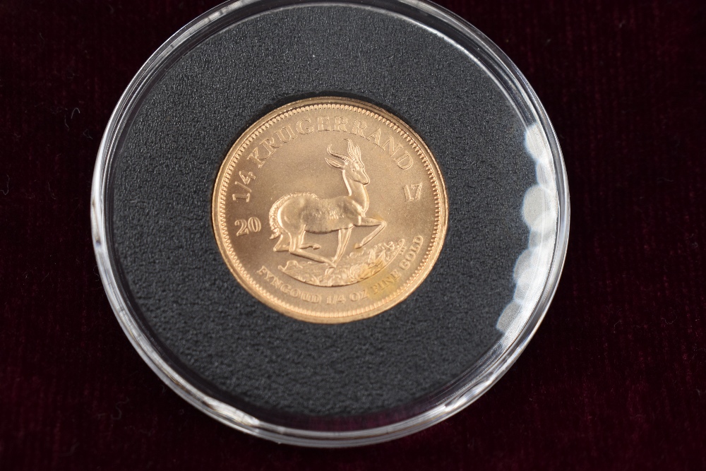 A Gold Coin Set. South Africa's Greatest Gold Coins. A 1932 Sovereign and a 2017 Quarter Krugerrand. - Image 5 of 5