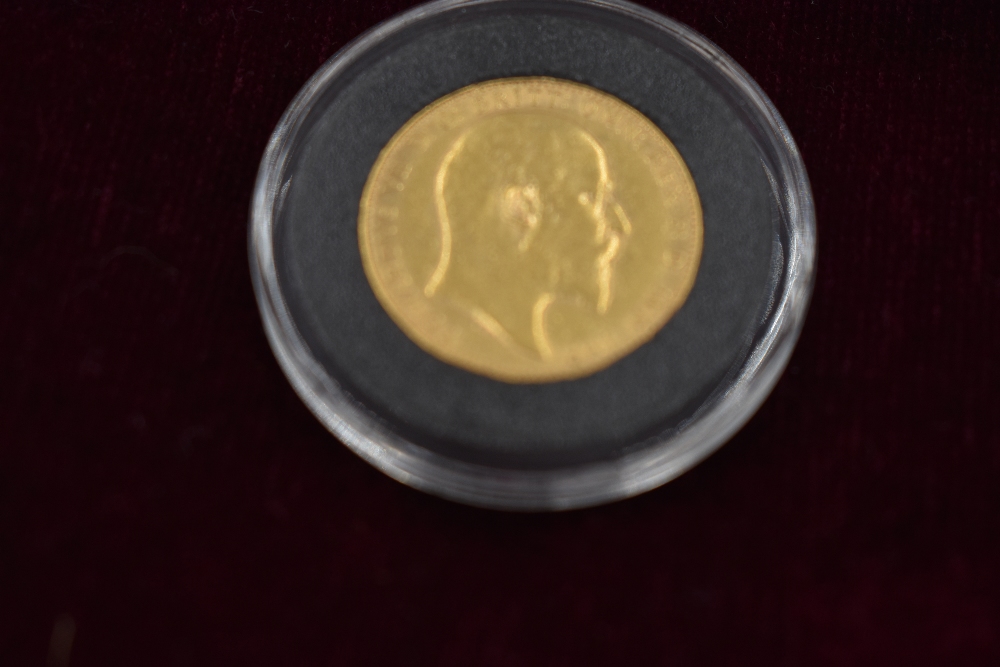 A Collection of Seven Gold Sovereigns. The First Gold Sovereigns of each Sovereign Mint - Image 10 of 15