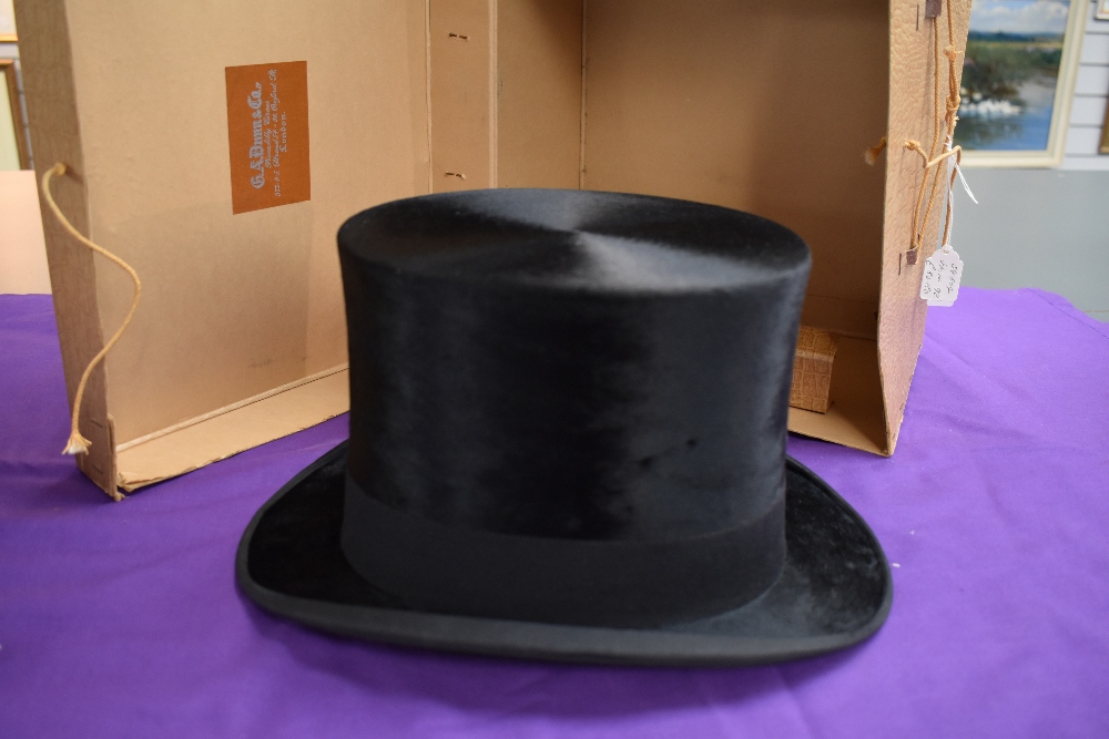 Vintage 'Dunn and co' silk top hat in box, in superb condition with nothing to note. Internal
