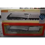 A Hornby 00 gauge limited edition LNER The Silver Jubilees Class A4 4-6-2 Loco & Tender, Quicksilver