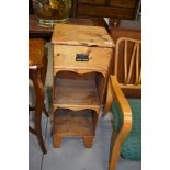 A Victorian style stripped pine pot shelf