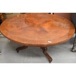 A reproduction Regency coffee table approx. Width 110cm