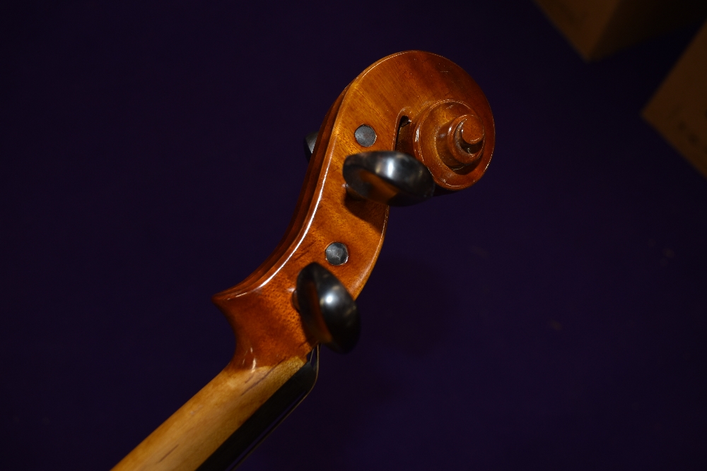 A traditional violin, labelled Primavirera - Image 3 of 4