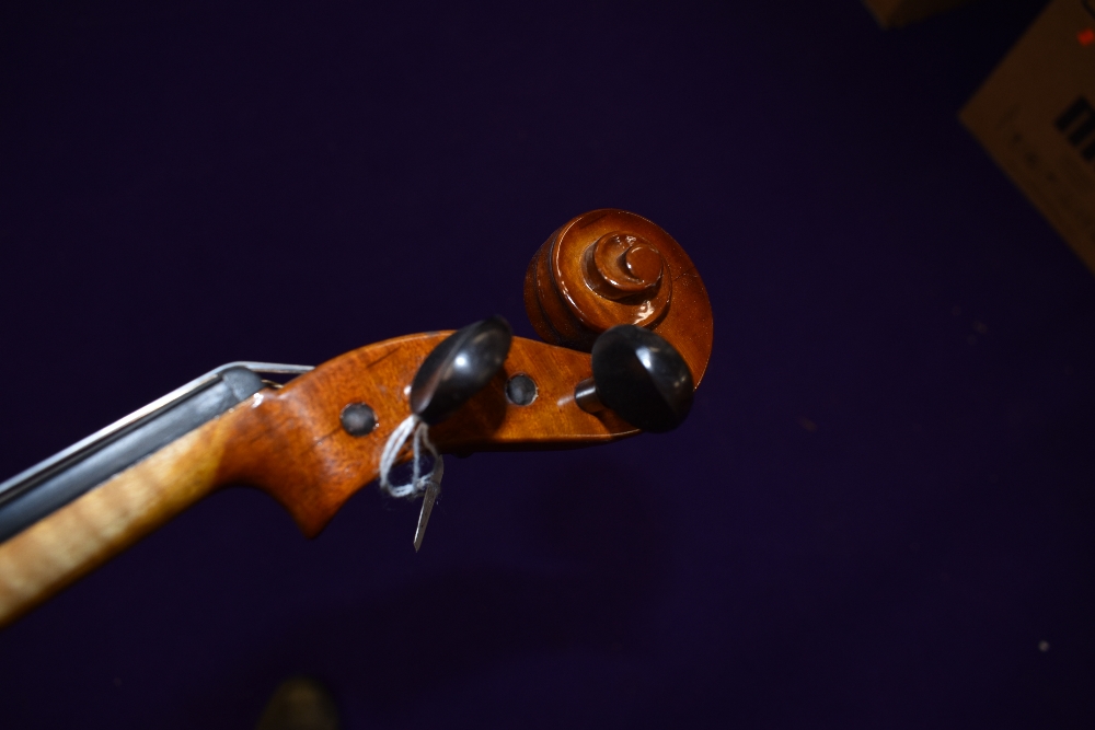 A traditional violin, labelled Primavirera - Image 4 of 4