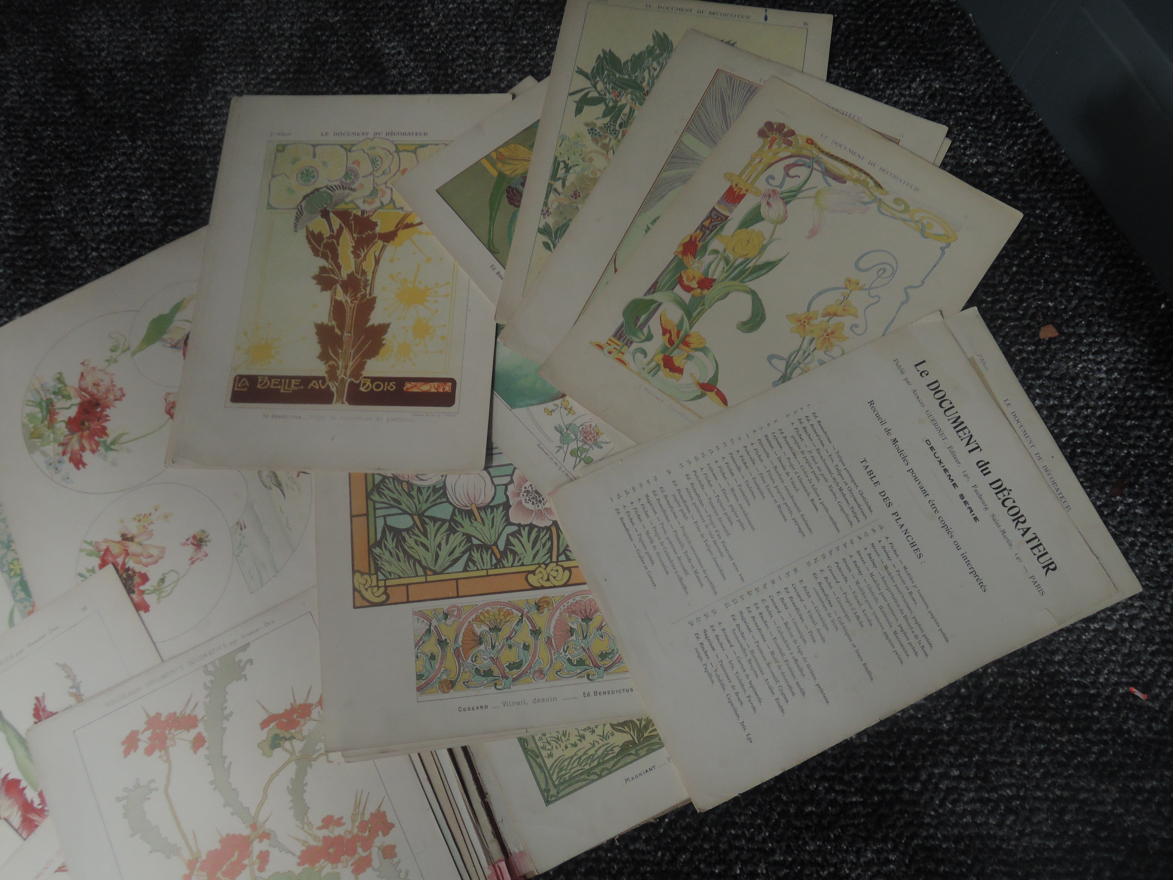 Art and Design. Includes; Habert-Dys - Nouveaux Documents Decoratifs en Couleurs: Ornements, Fleurs, - Image 4 of 4