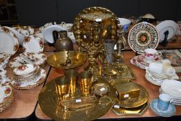 A large lot of vintage brass, including platters and chargers, boxes, jugs, bowls a door knocker and
