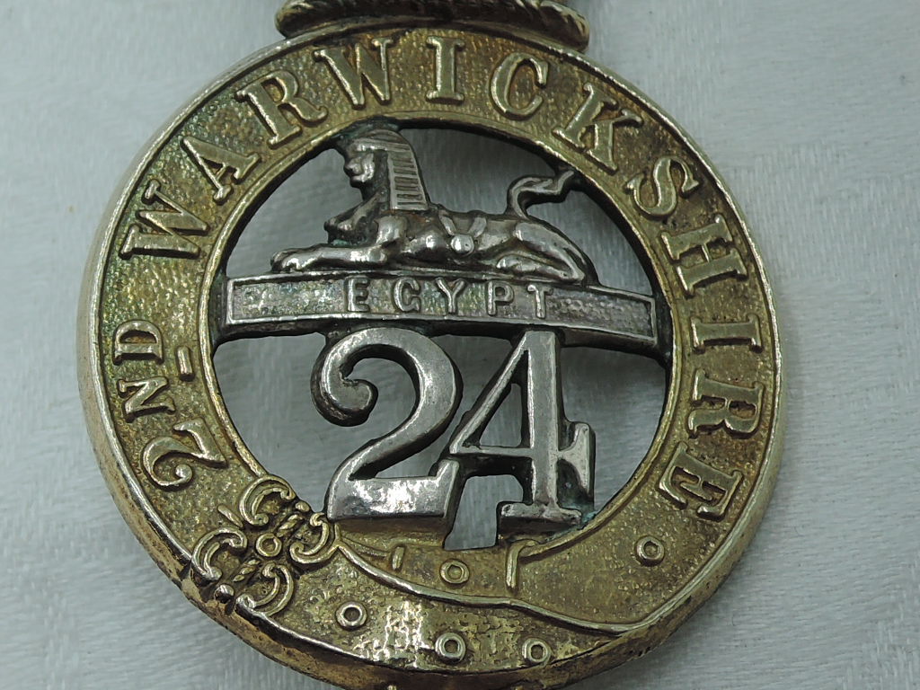 A 24th (2nd Warwickshire) Regiment of Foot Victorian Officers Glengarry badge circa 1874-81 - Image 3 of 4