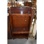 An early 20th Century mahogany narrow booksheld, approx. width 54cm height 107cm