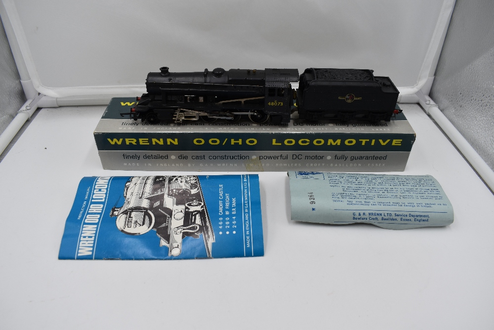 A Wrenn 00 gauge British Railways 2-8-0 Loco & Tender, W2224 8F 48073 in original box with inner