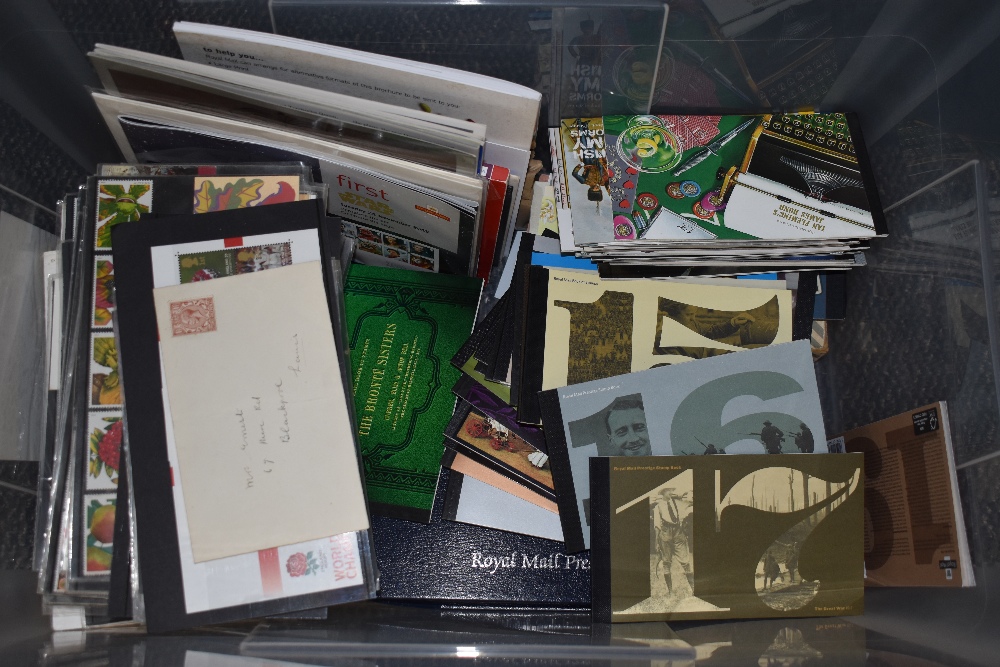 A Large Collection of GB Presentation Packs, Stamp Booklets & Prestige Booklets