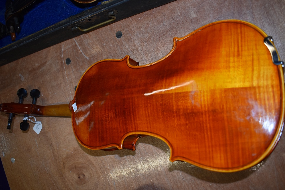 A traditional violin, labelled Piacenza - Image 2 of 3
