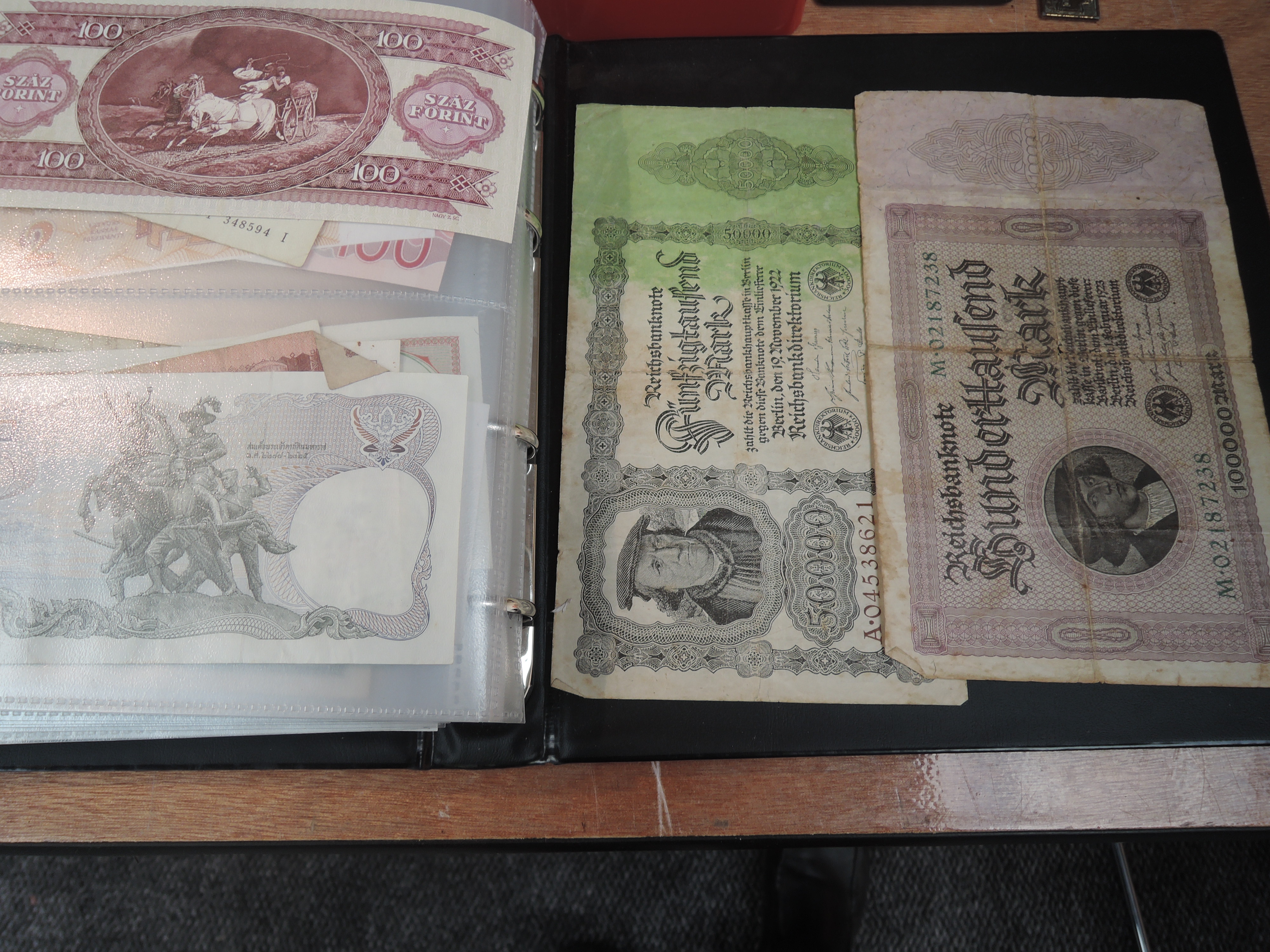 An album and tin of GB and World Coins and Banknotes - Image 3 of 4