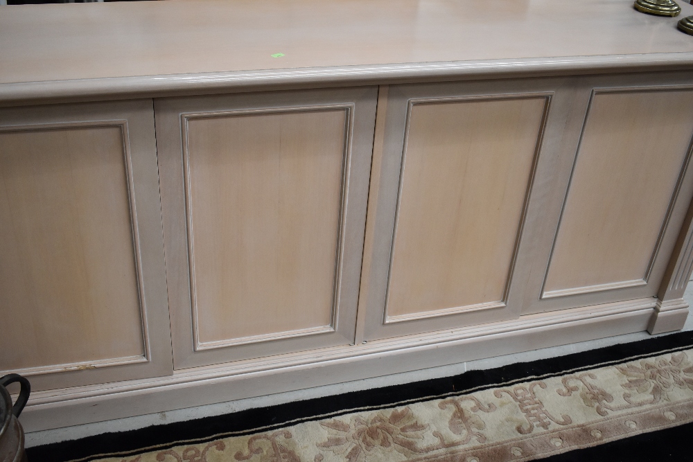 A modern octagonal table chairs and sideboard, gloss finish limed oak and peach effect, sideboard - Image 2 of 2