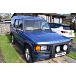 A vintage Land Rover Discovery TD5 ES Auto, YF51FVH, MOT'd until 26th November 2020. With some