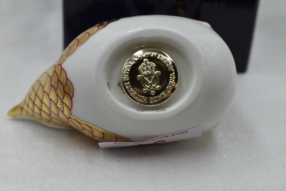 A Royal Crown Derby Wren paperweight, boxed with gold stopper - Image 2 of 3