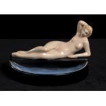 CIA MANNA - LYING NUDE - Earthenware basket holder of a silhouette shaped as slip [...]