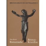 BLOCH P. - Bronzegerate des mittelalters. Romaniche bronze-Kruzifixe. Berlin, 1992. Pp. 333, tavv.