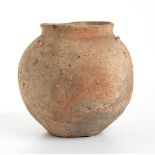 Etruscan Olla, 6th century BC; height cm 26, diam. cm 17,5. Provenance: English private