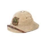Italy, Kingdom - Engineer officer colonial helmet Officer’s colonial pith helmet, cork body covered