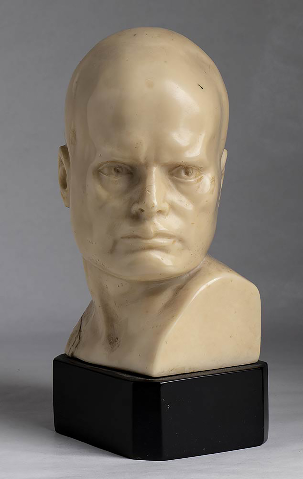 A small Benito Mussolini head, ivory paste ivory paste A small Benito Mussolini’s head, ivory paste, - Image 4 of 4