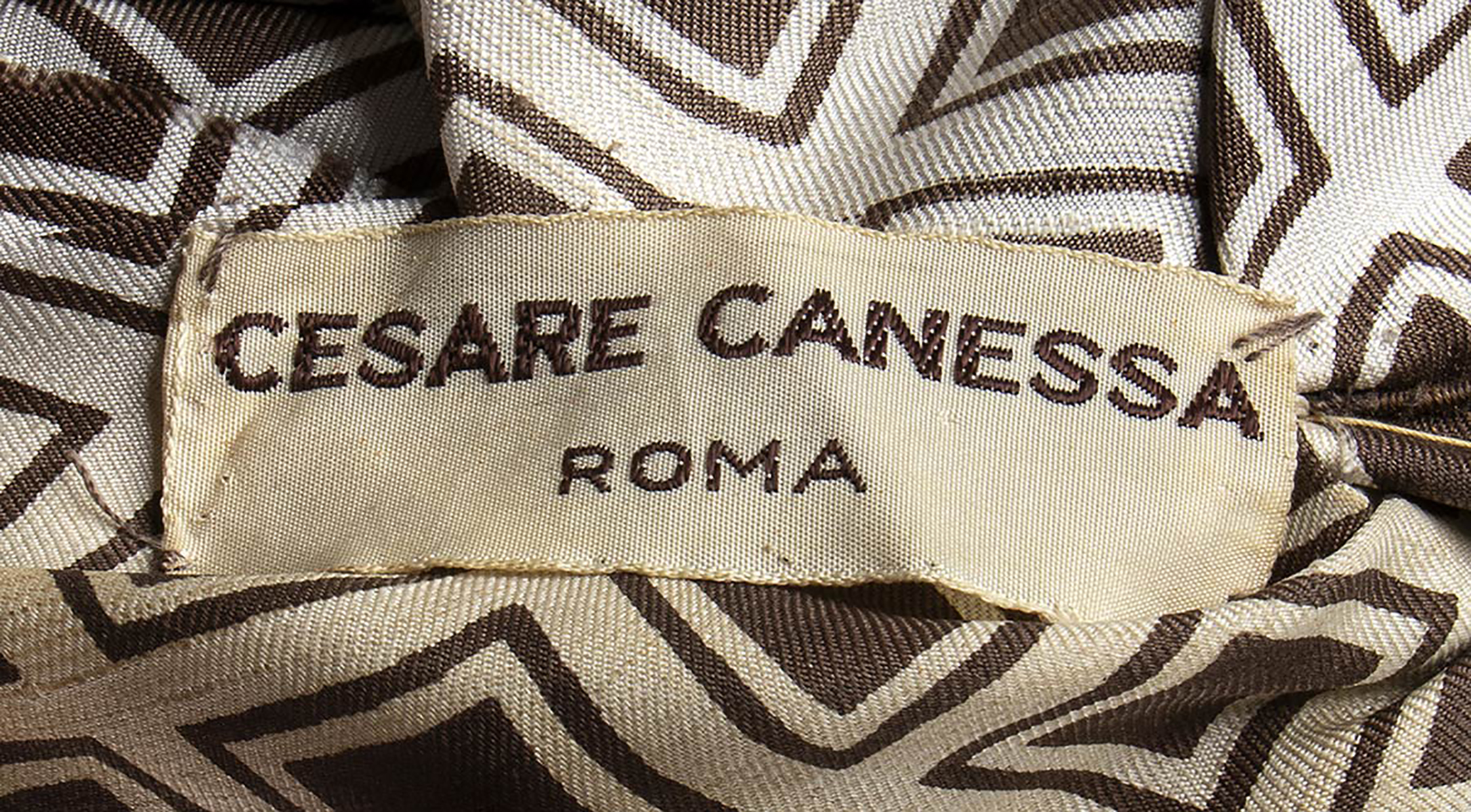 CESARE CANESSA TWO HATS 50s / 60s A lot of 2 hats: a wool turban hat, a silk scarf hat. General - Image 2 of 5