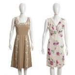 2 COTTON DRESSES 60s 2 cotton dresses: floral pattern (matching scarf) and lace applique. General