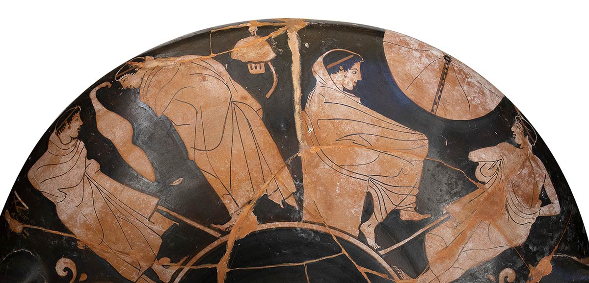 ATTIC RED-FIGURE KYLIX Attribuited to the Tarquinia Painter, ca. 470 - 460 BC - Image 6 of 6